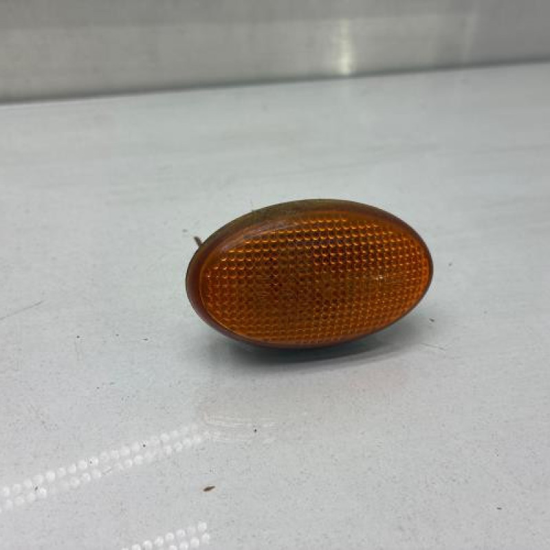 Repetiteur clignotant avant droit  (Feux) SMART CITY Photo n°1