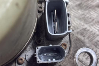 Pompe de direction FORD FUSION