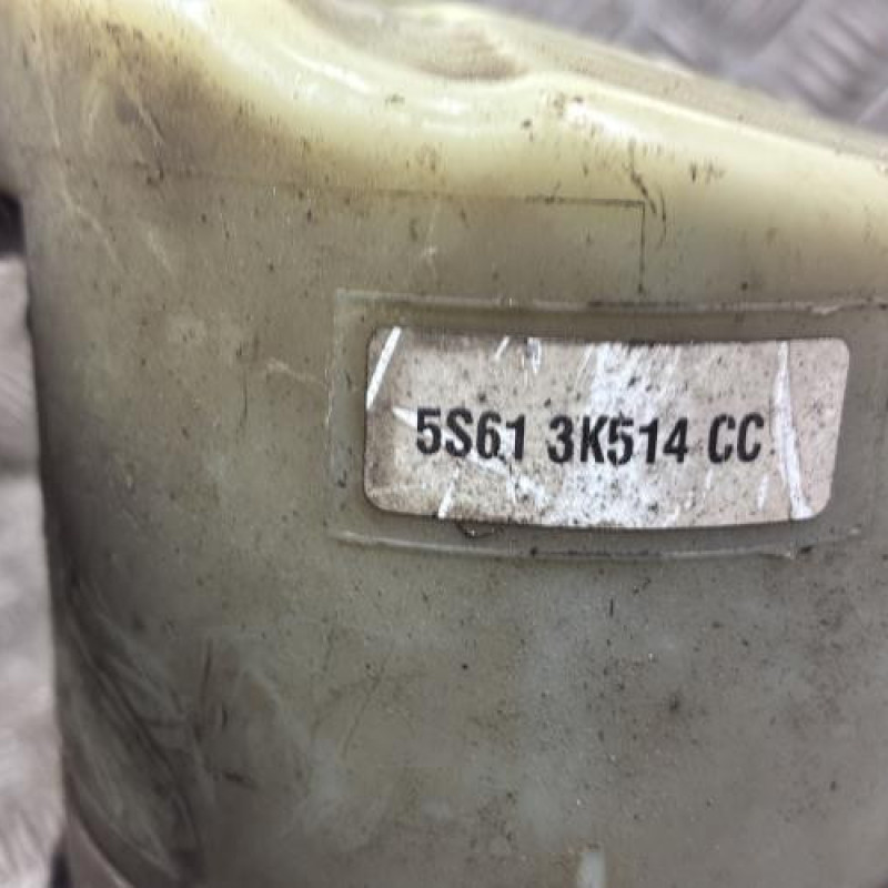 Pompe de direction FORD FUSION Photo n°5