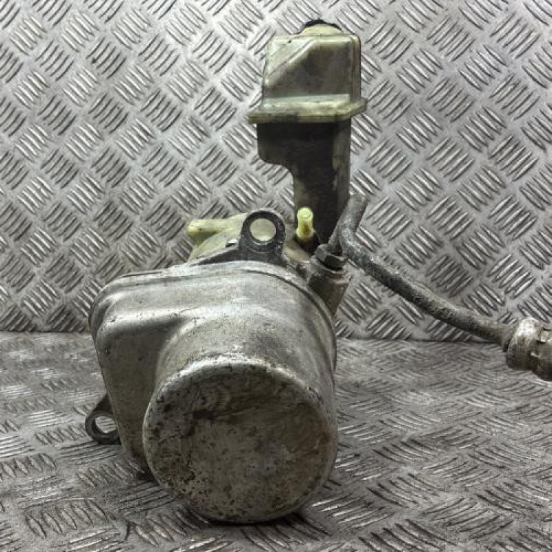 Pompe de direction FORD FUSION Photo n°6