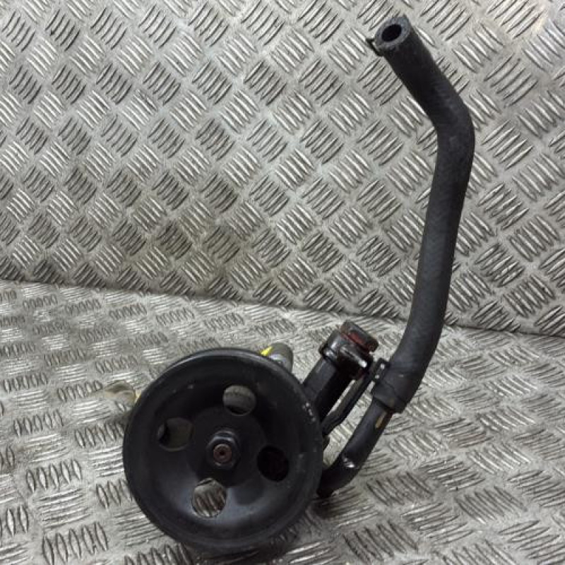 Pompe de direction HYUNDAI MATRIX Photo n°1