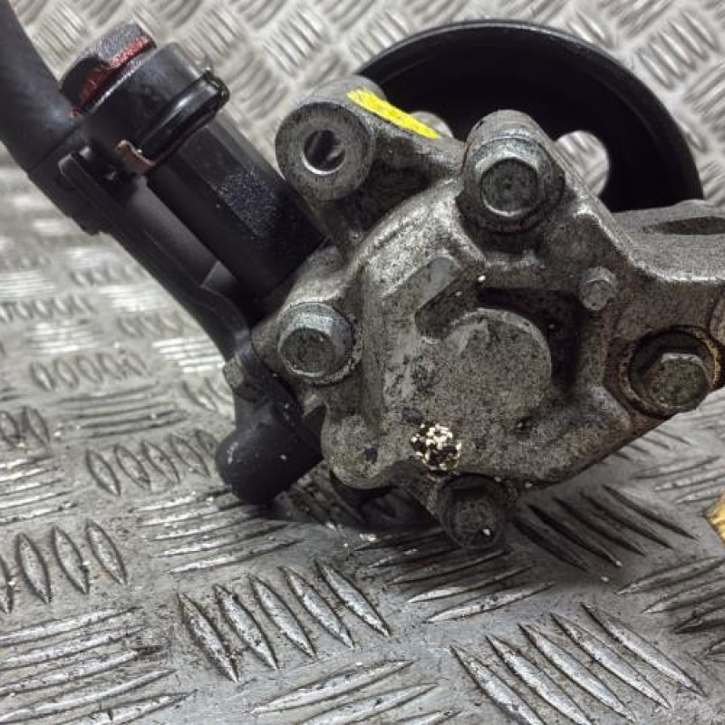 Pompe de direction HYUNDAI MATRIX Photo n°3