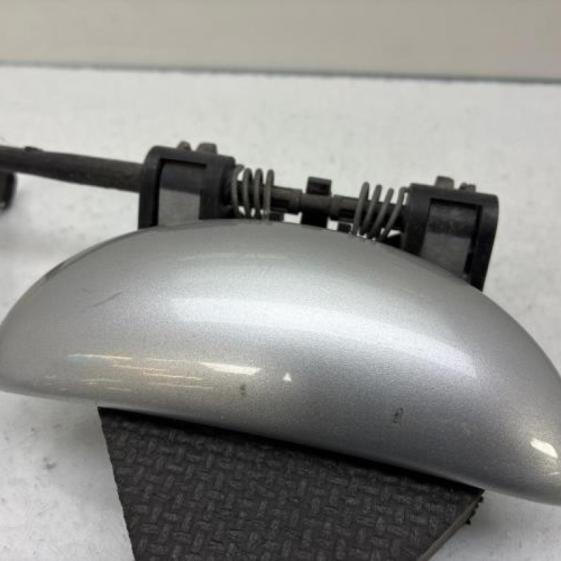 Poignee porte avant droit PEUGEOT 206 Photo n°2