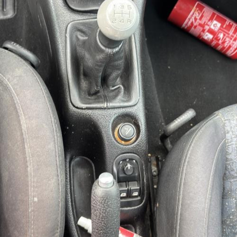 Poignee porte avant droit PEUGEOT 206 Photo n°19