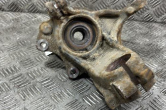 Pivot de moyeu avant gauche PEUGEOT 208 1