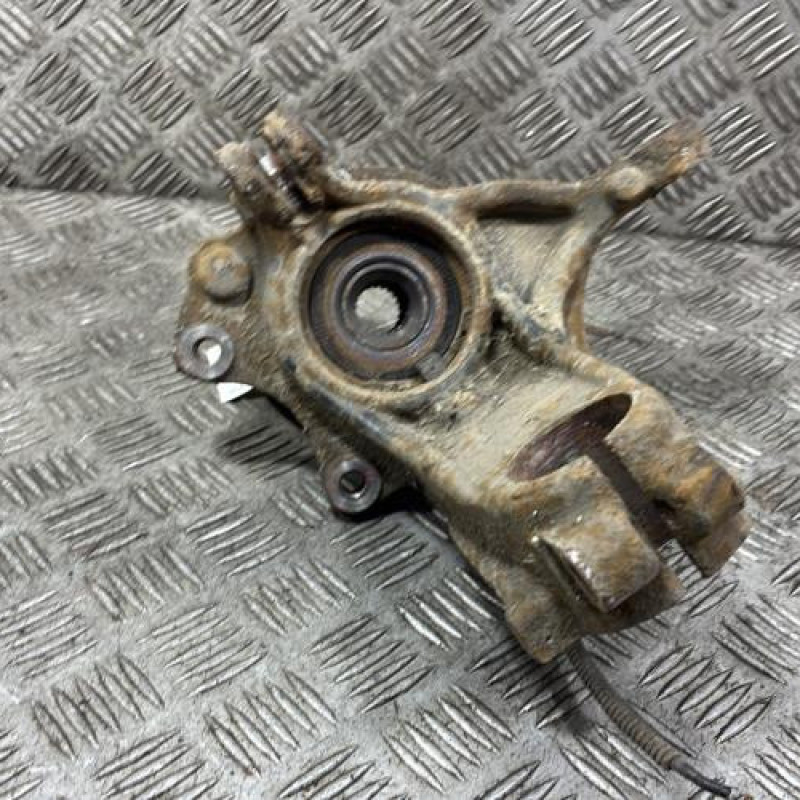 Pivot de moyeu avant gauche PEUGEOT 208 1 Photo n°2