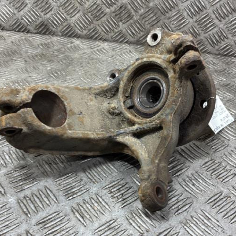 Pivot de moyeu avant gauche PEUGEOT 208 1 Photo n°3