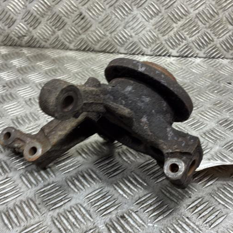 Pivot de moyeu avant droit RENAULT CLIO 3 Photo n°2