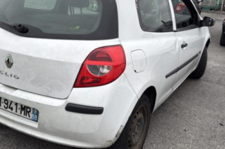 Pivot de moyeu avant droit RENAULT CLIO 3