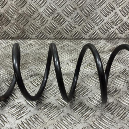 Ressort de suspension arriere droit PEUGEOT 208 2 Photo n°1