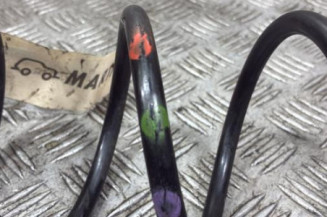 Ressort de suspension arriere gauche PEUGEOT 208 2