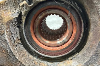 Pivot de moyeu avant droit NISSAN NOTE 1