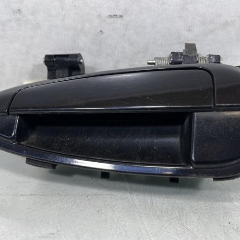 Poignee porte arriere gauche FIAT PUNTO EVO 3 Photo n°1