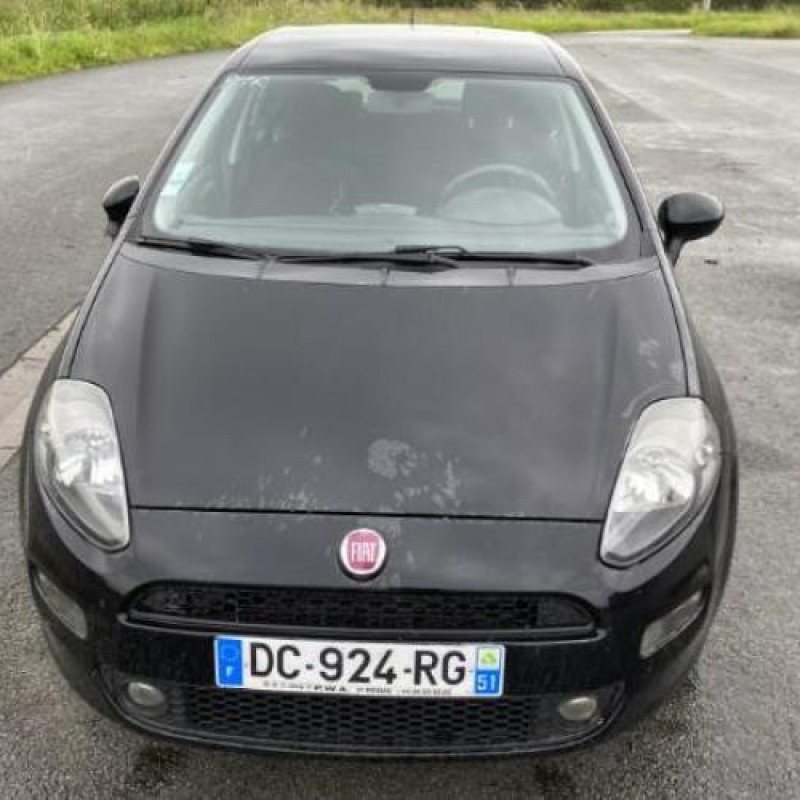 Poignee porte arriere gauche FIAT PUNTO EVO 3 Photo n°20