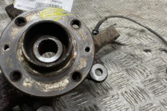 Pivot de moyeu avant droit RENAULT CLIO 3 Photo n°1