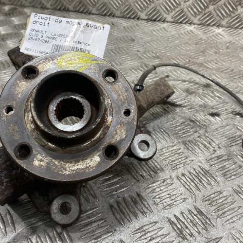Pivot de moyeu avant droit RENAULT CLIO 3 Photo n°1