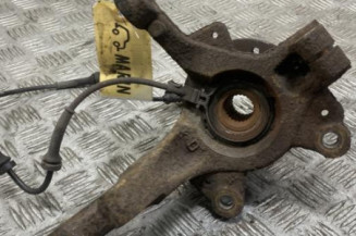 Pivot de moyeu avant droit RENAULT CLIO 3