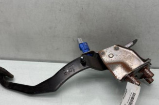 Pedale d'embrayage RENAULT CLIO 3 Photo n°1