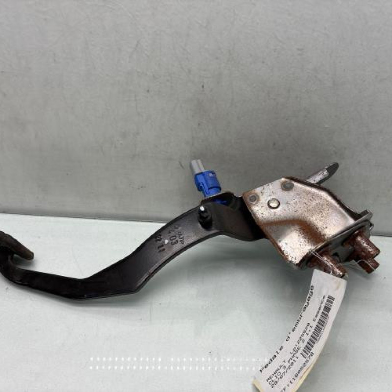 Pedale d'embrayage RENAULT CLIO 3 Photo n°1