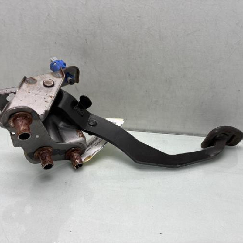 Pedale d'embrayage RENAULT CLIO 3 Photo n°3