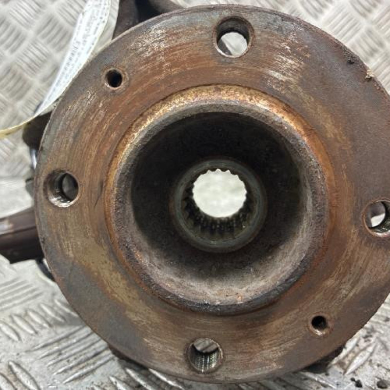 Pivot de moyeu avant gauche PEUGEOT 208 1 Photo n°2