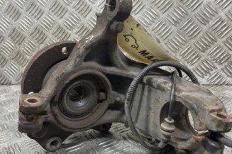 Pivot de moyeu avant gauche PEUGEOT 208 1