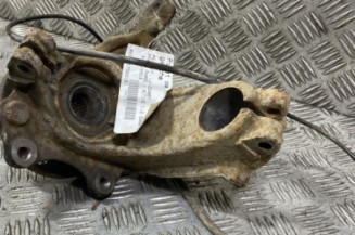 Pivot de moyeu avant gauche PEUGEOT 208 1