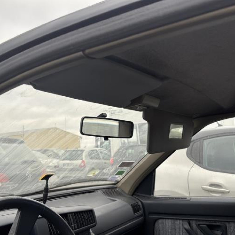 Poignee interieur avant droit PEUGEOT 405 Photo n°15