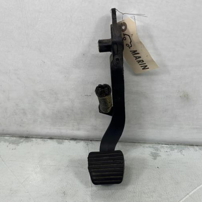 Pedale d'embrayage PEUGEOT 206+ Photo n°4