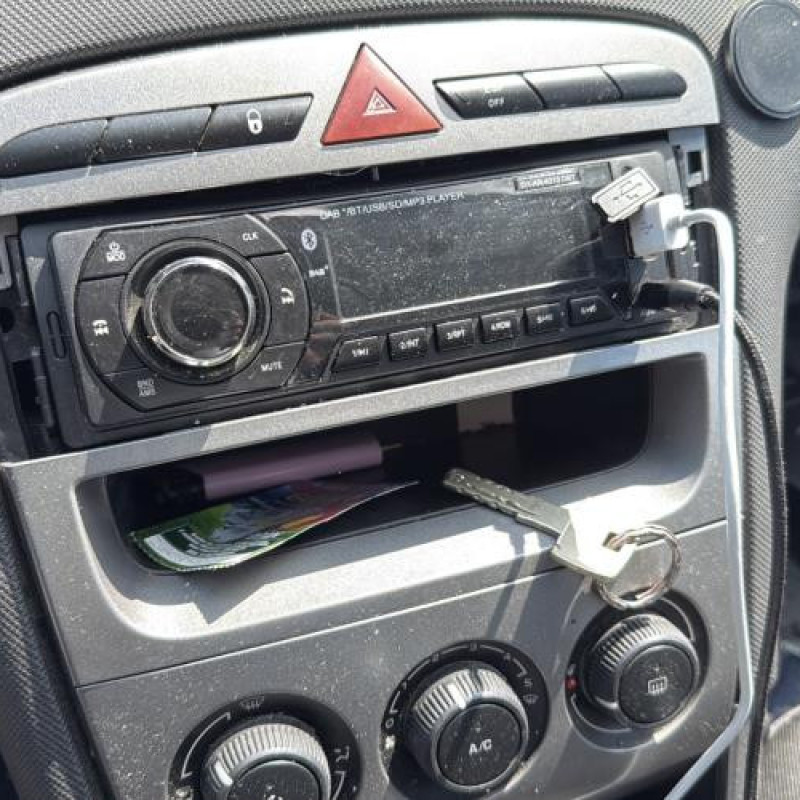 Poignee interieur avant droit PEUGEOT 308 1 Photo n°19