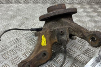 Pivot de moyeu avant droit RENAULT CLIO 2 CAMPUS