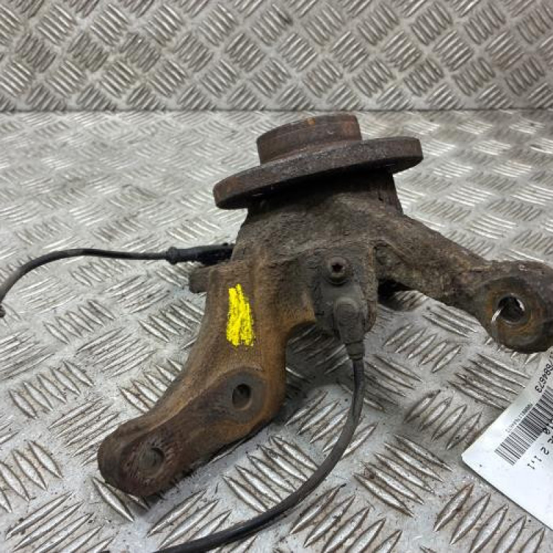 Pivot de moyeu avant droit RENAULT CLIO 2 CAMPUS Photo n°3