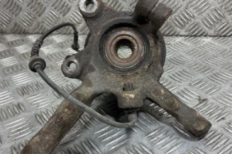 Pivot de moyeu avant gauche RENAULT CLIO 2 CAMPUS