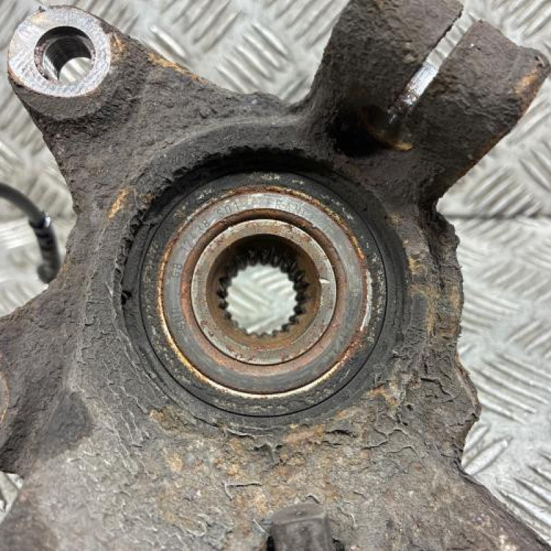 Pivot de moyeu avant gauche RENAULT CLIO 2 CAMPUS Photo n°3