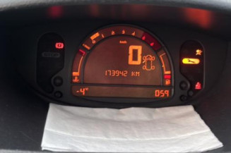 Poignee interieur arriere gauche RENAULT GRAND MODUS