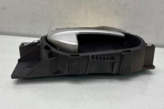 Poignee interieur arriere droit PEUGEOT 207