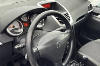 Poignee interieur arriere droit PEUGEOT 207