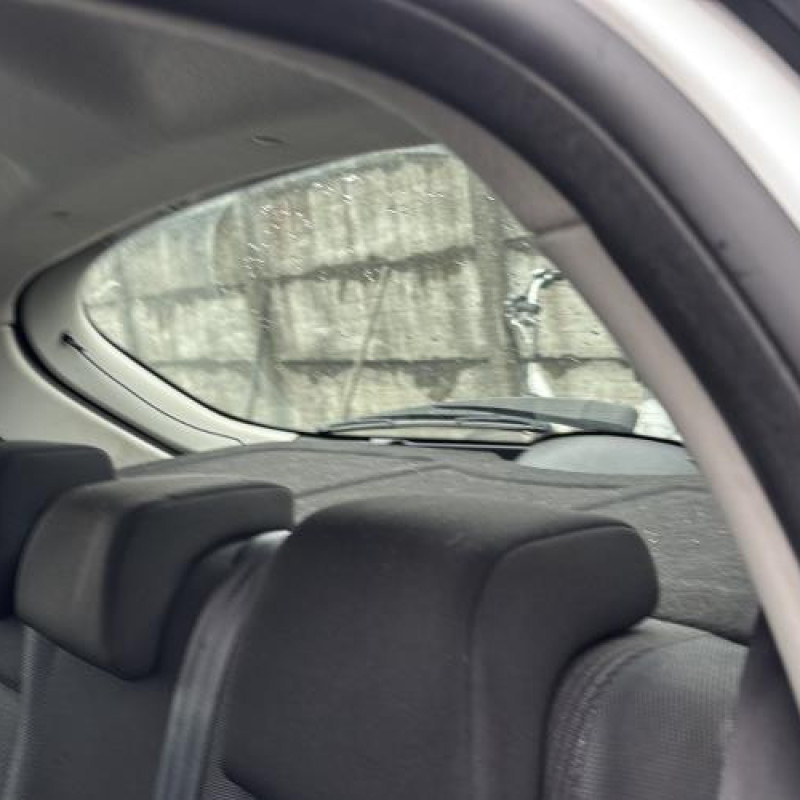 Poignee interieur arriere droit PEUGEOT 207 Photo n°20