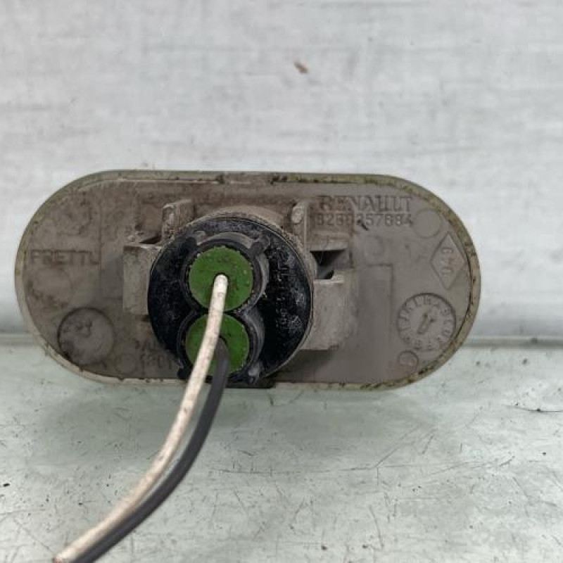 Repetiteur clignotant avant droit  (Feux) RENAULT TWINGO 2 Photo n°3