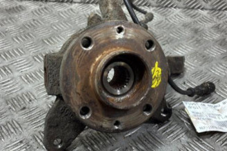 Pivot de moyeu avant droit RENAULT SCENIC 1 Photo n°1