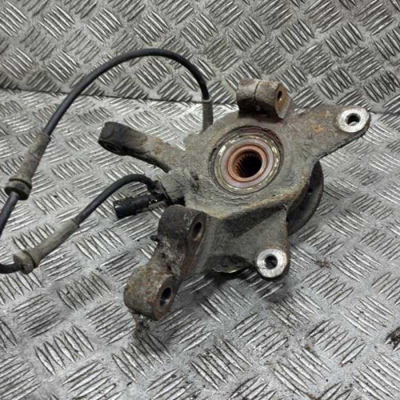 Pivot de moyeu avant droit RENAULT SCENIC 1 Photo n°3