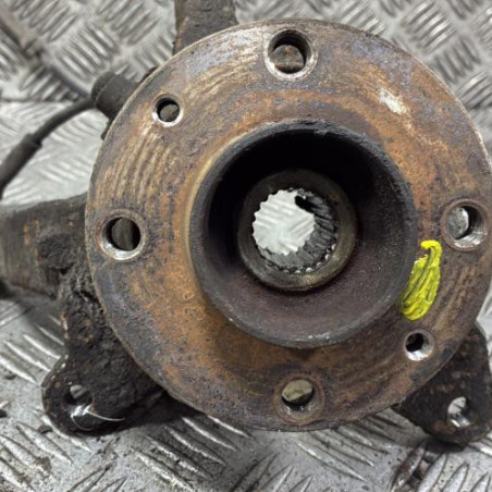 Pivot de moyeu avant gauche RENAULT SCENIC 1