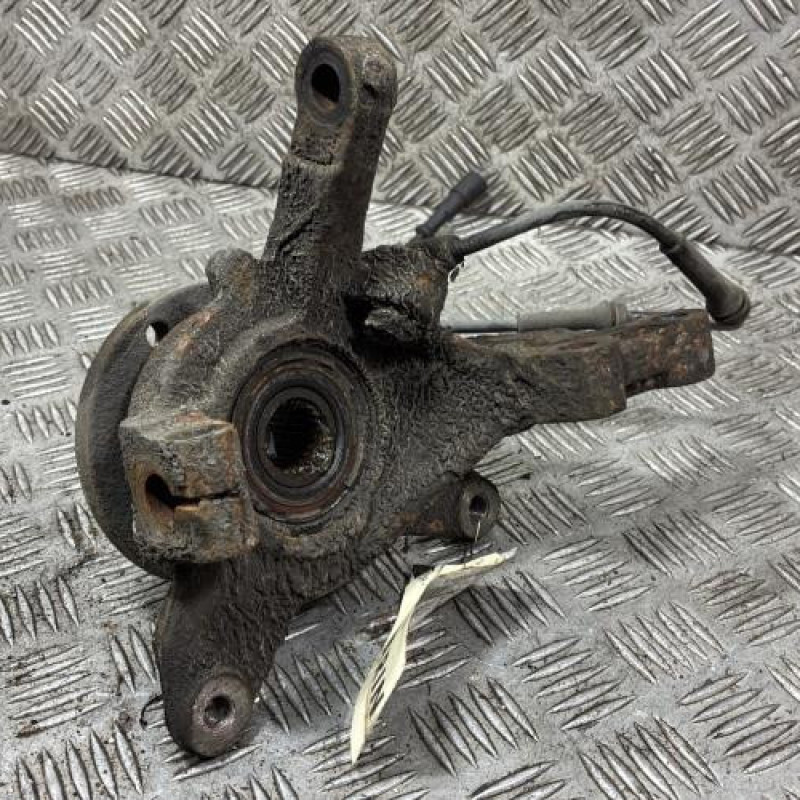 Pivot de moyeu avant gauche RENAULT SCENIC 1 Photo n°3