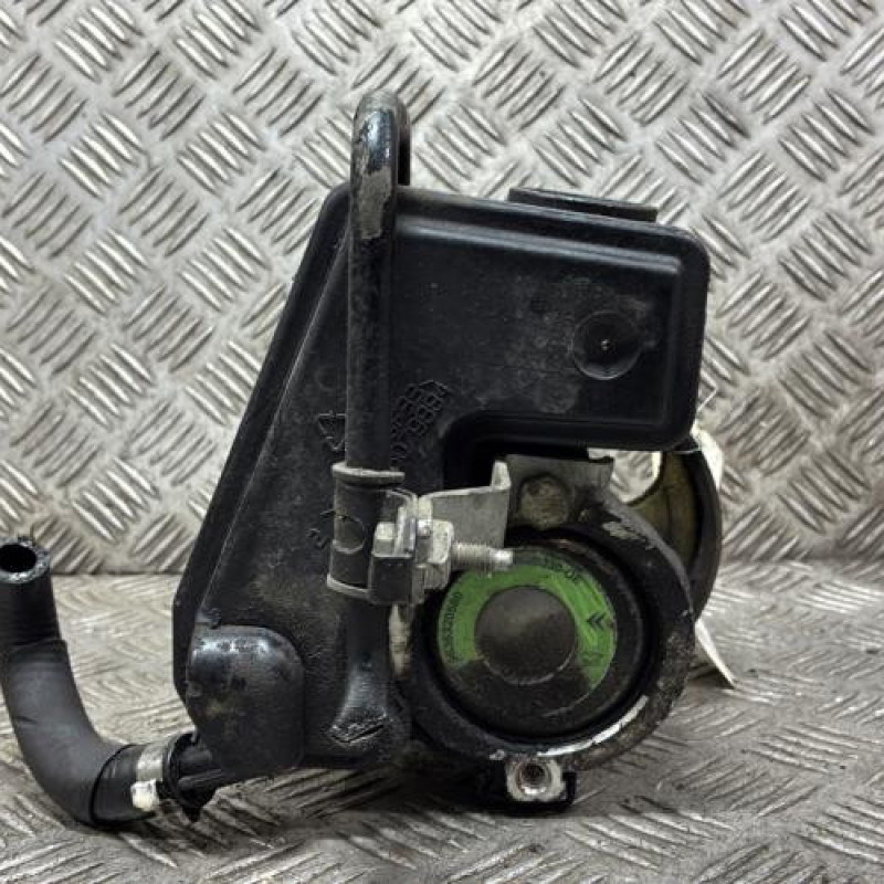 Pompe de direction CITROEN XSARA PICASSO Photo n°1