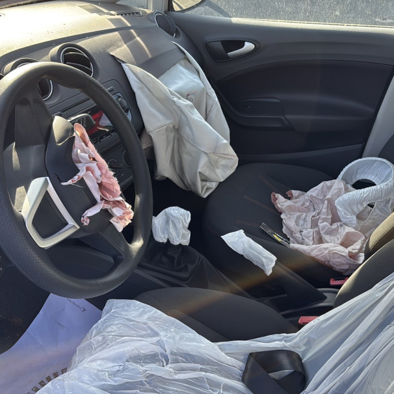 SEAT IBIZA 4 PHASE 1 1.2 TDI - 12V TURBO Photo n°5