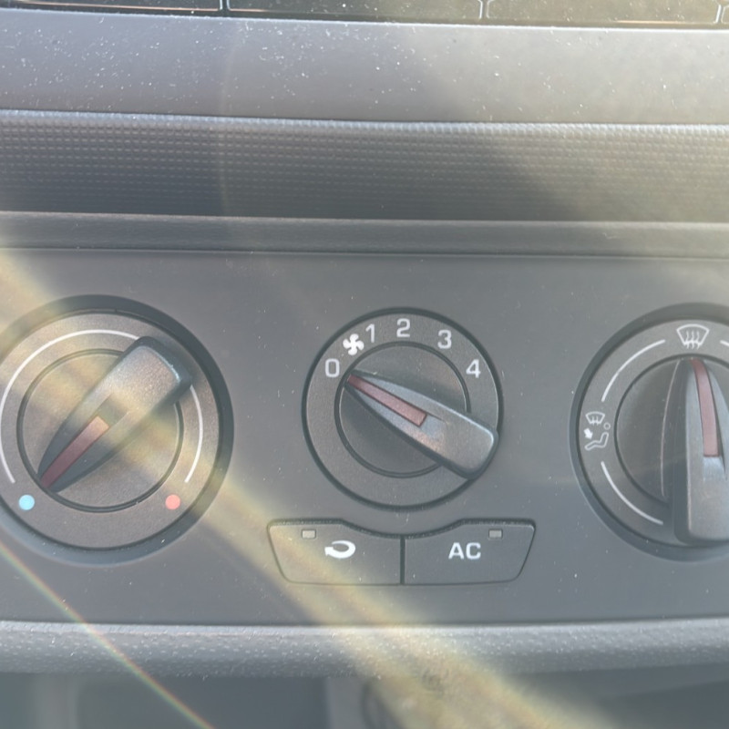 SEAT IBIZA 4 PHASE 1 1.2 TDI - 12V TURBO Photo n°9