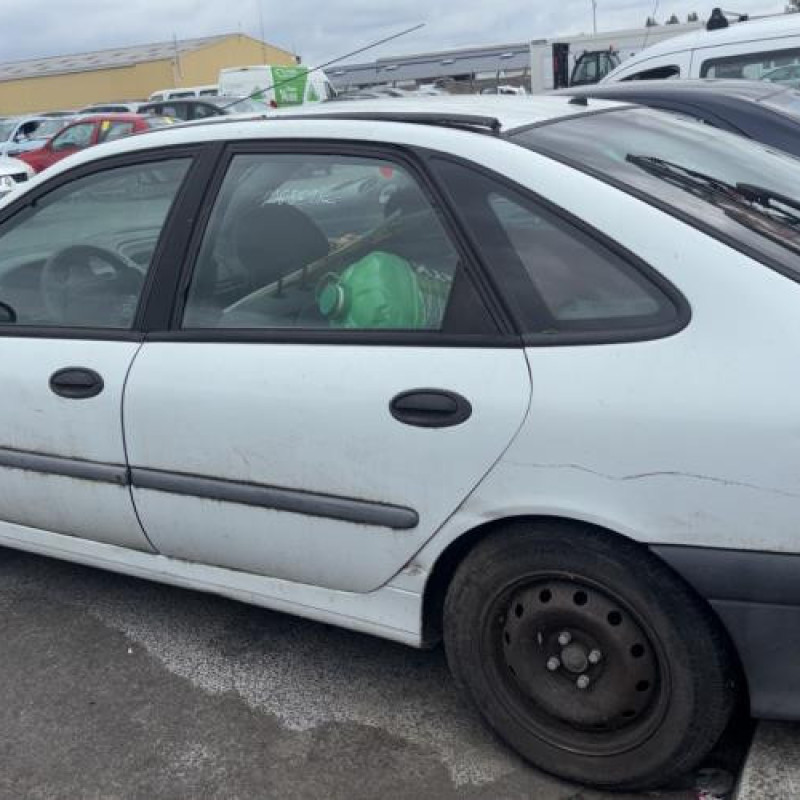 Serrure avant gauche RENAULT LAGUNA 1 Photo n°9