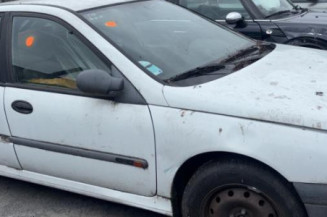 Serrure avant gauche RENAULT LAGUNA 1