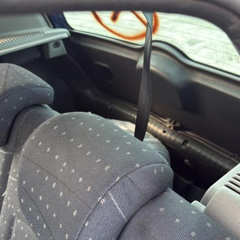 Serrure arriere droit RENAULT CLIO 2 Photo n°17