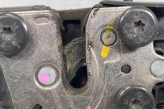 Serrure arriere gauche DACIA SANDERO 2